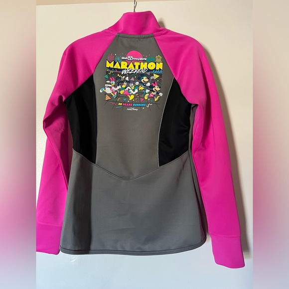 Walt Disney World 2023 marathon weekend zip up jacket. - Picture 4 of 7